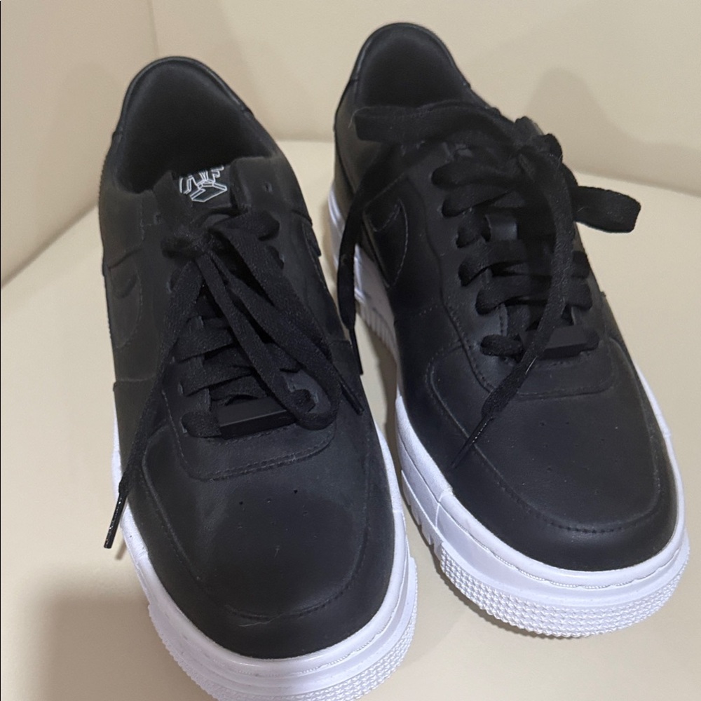 Black and White women's Sneakers